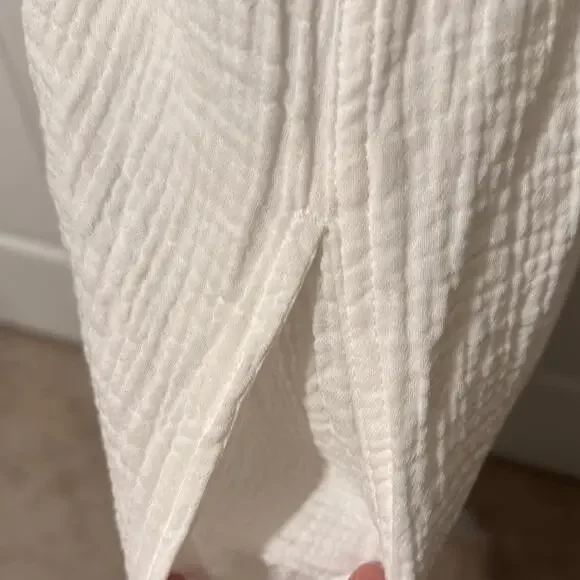 Chic and Comfy Cotton Midi Dress - Picture 4 of 8